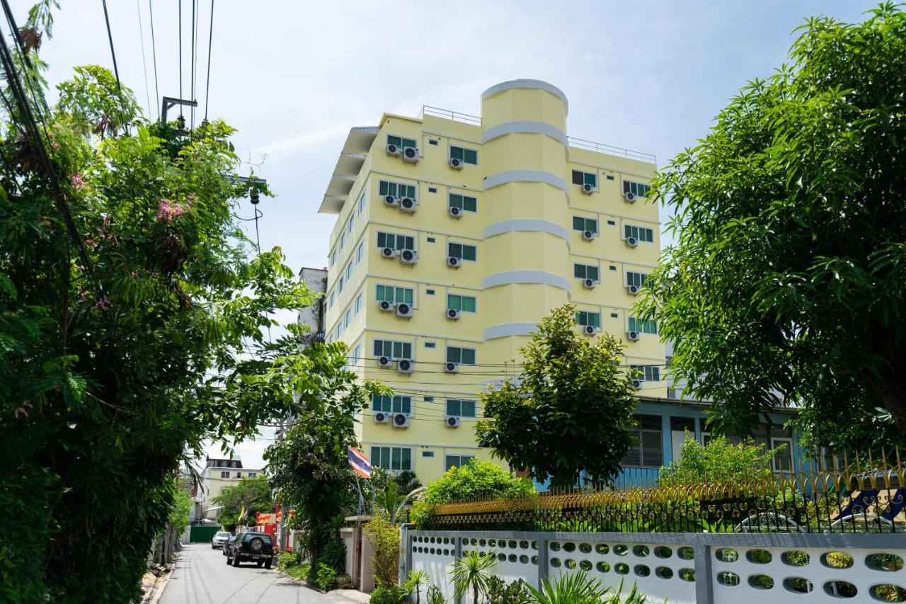 Sukhumvit 101 Hotel Bangkok Buitenkant foto